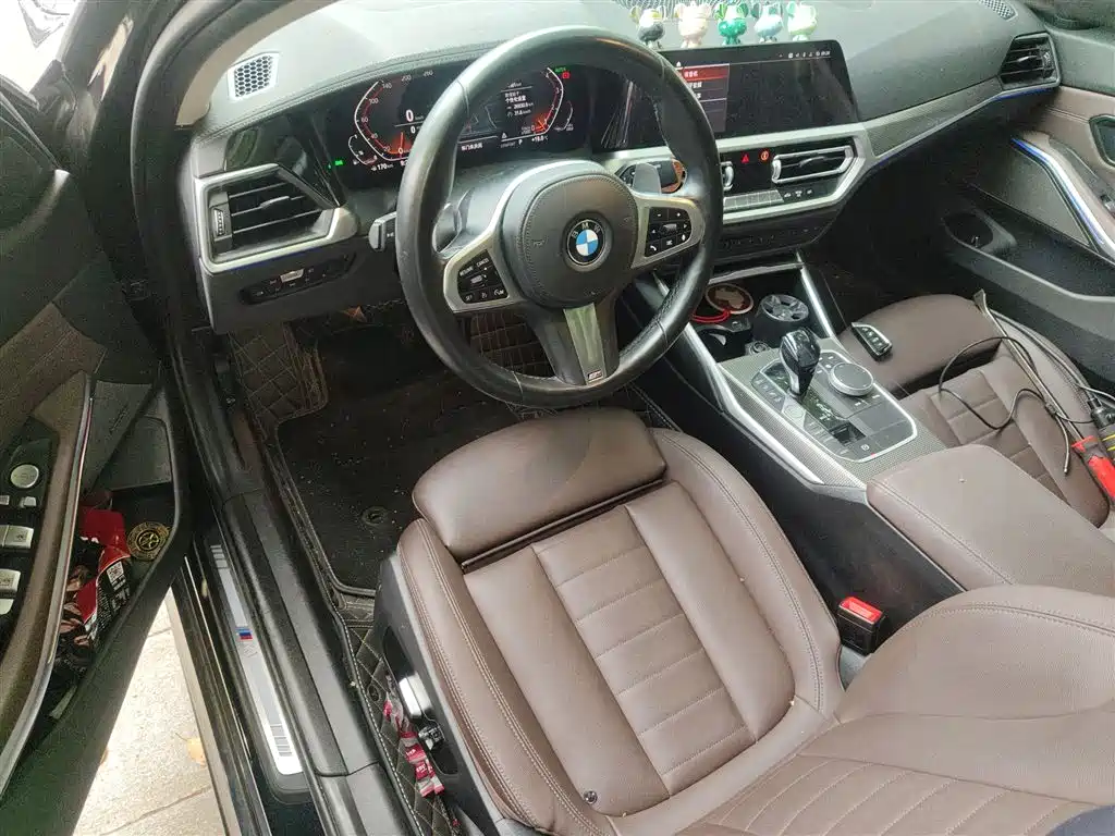 BMW 3 Series 2021 325Li M Sport Night Edition фото 23