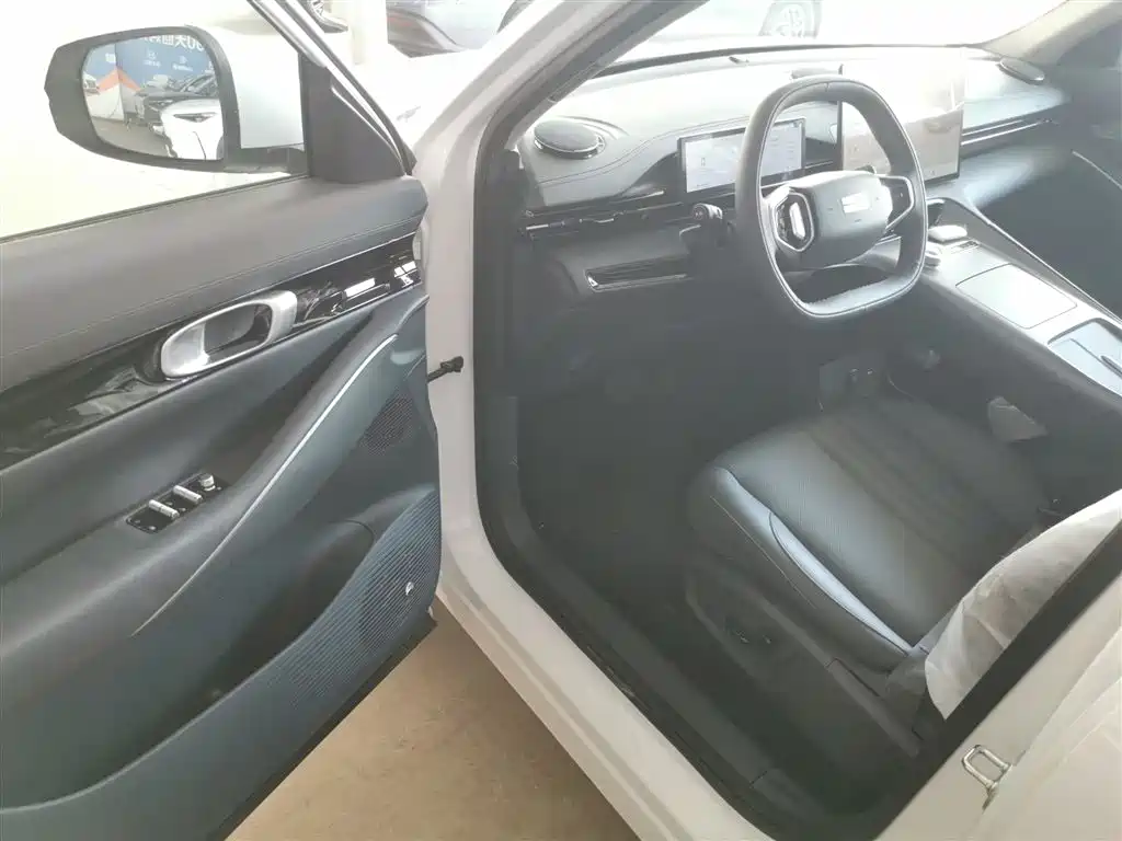 Geely Galaxy Galaxy E5 2026 530km Voyager Edition фото 15