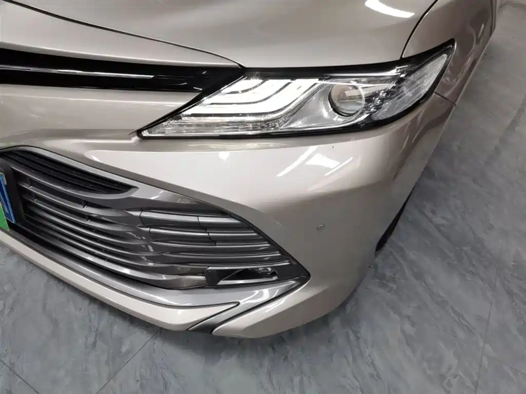 Toyota Camry 2018 2.5G Luxury Edition фото 24
