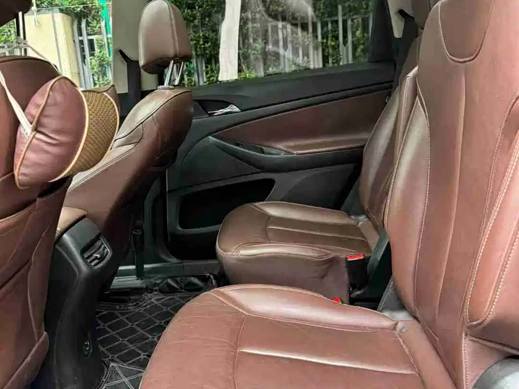 Buick GL6 2018 18T 6-Seater Premium фото 10