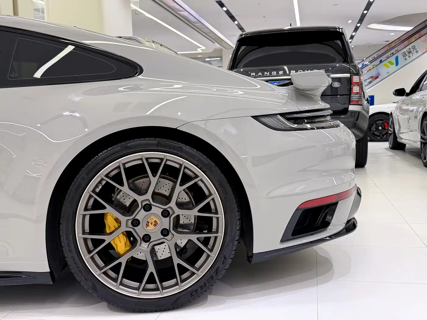 Porsche 911 2022 Carrera 4S 3.0T фото 11