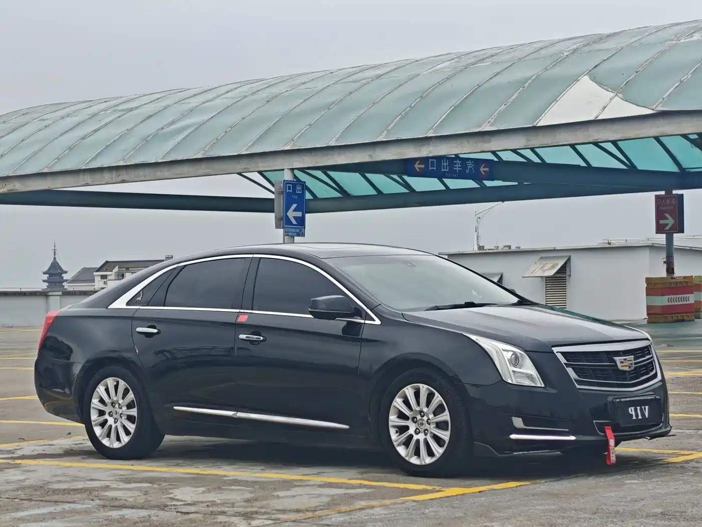 Photo 3 - Cadillac XTS