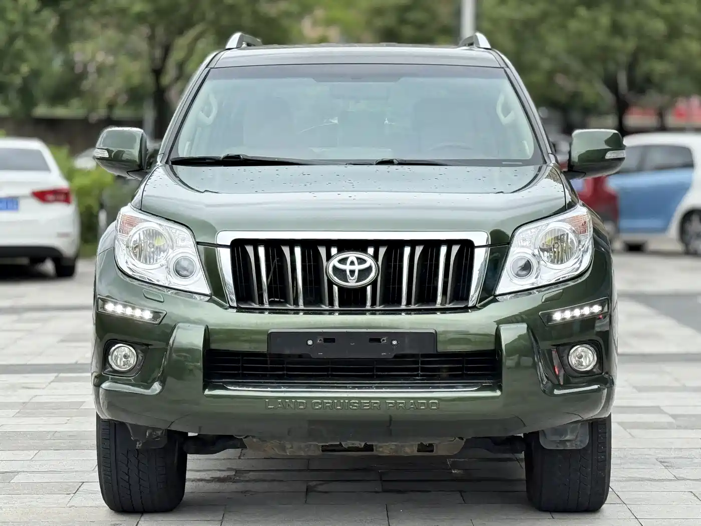 Toyota Prado (Import) фото 2