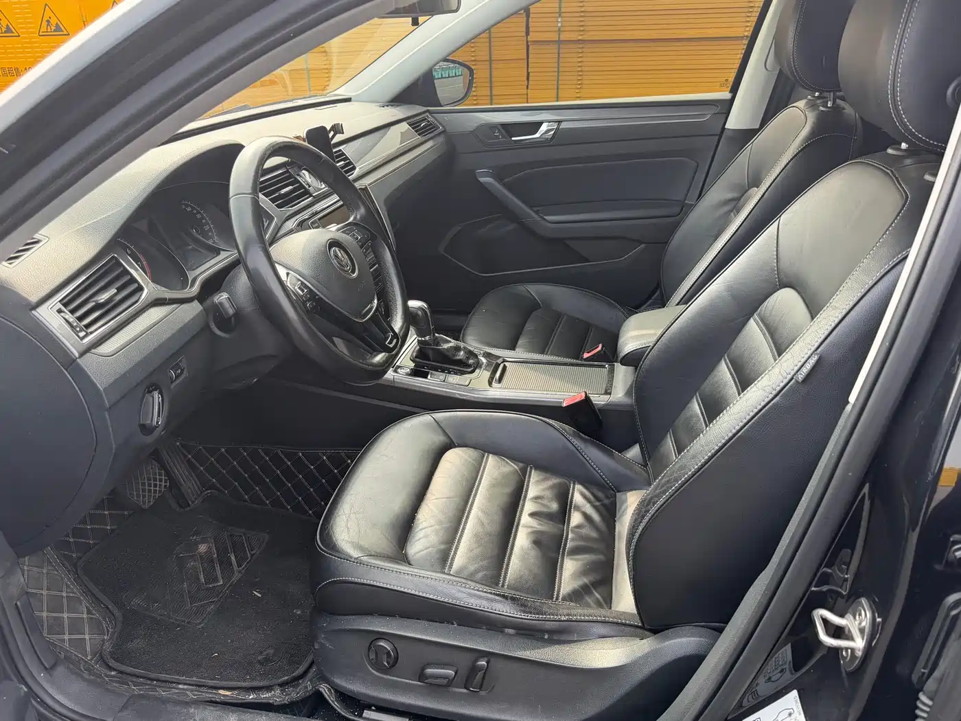 Volkswagen Passat 2017 330TSI DSG Prestige фото 4
