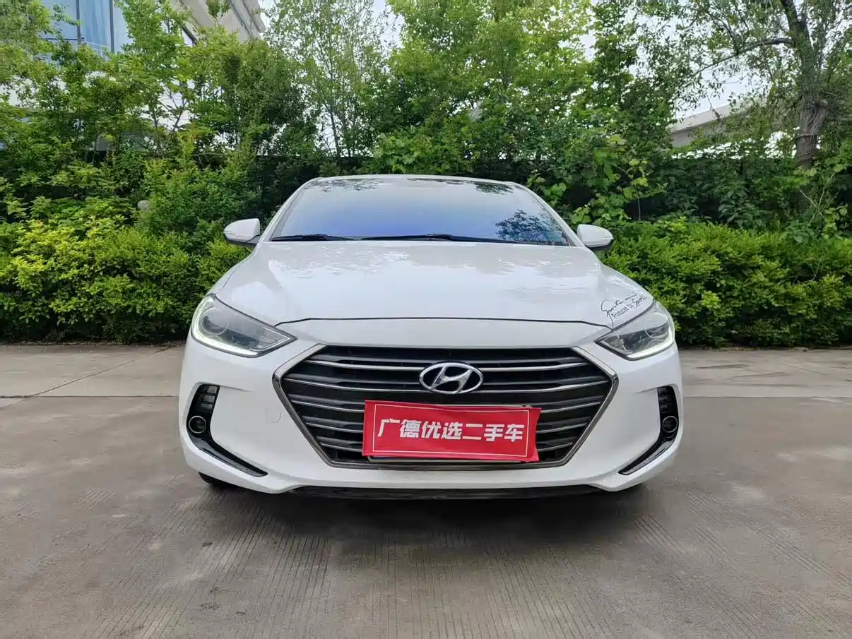 Hyundai Elantra 2016 Model 1.6L Automatic Smart Elite