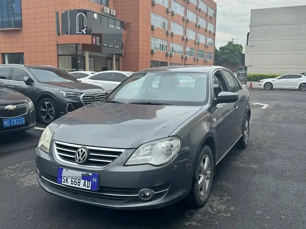 Volkswagen Bora 2011 2011 1.6L Automatic Fashion