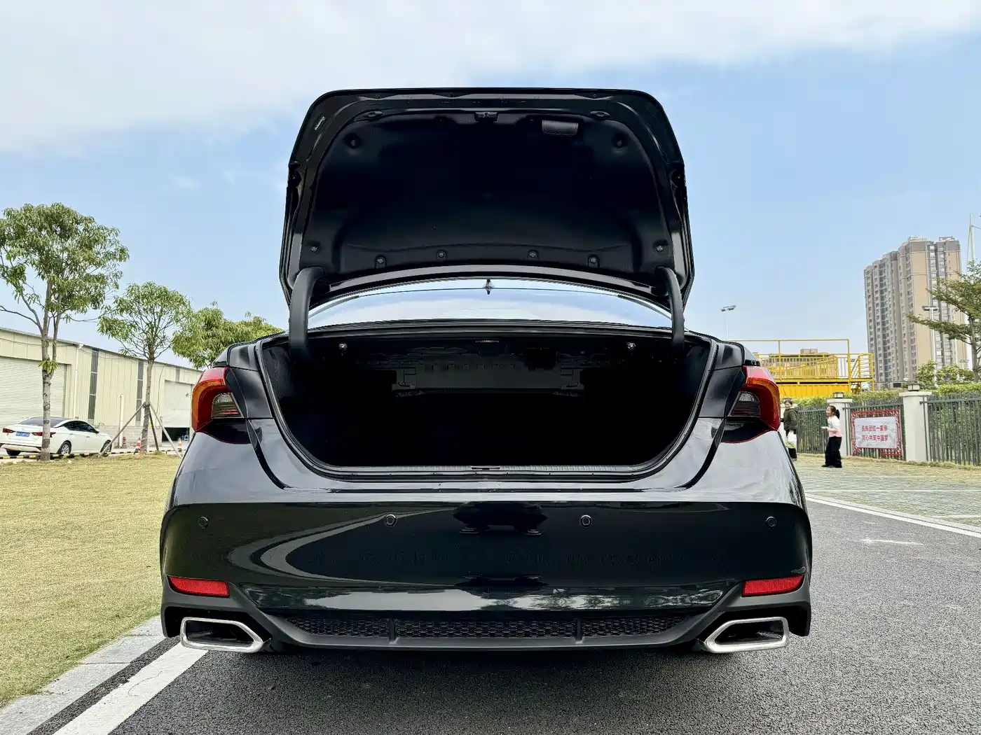 Toyota Avalon 2023 2.5L Luxury Edition фото 20