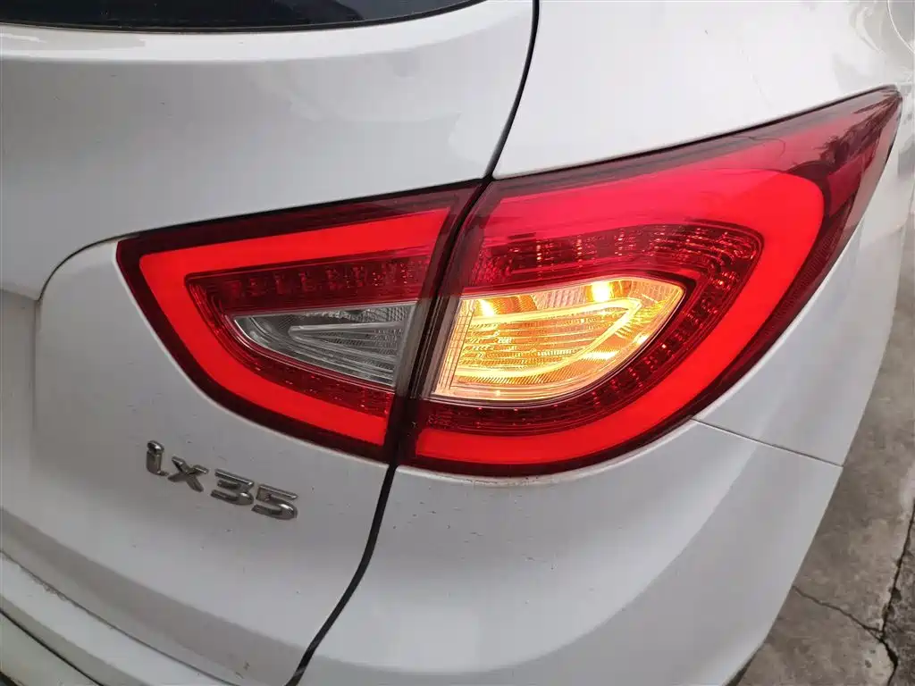 Hyundai Beijing Hyundai ix35 2015 2.0L Automatic 2WD Smart China V фото 24