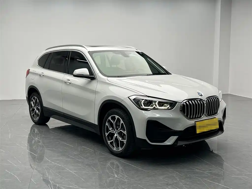BMW X1 2021 sDrive25Li Leading фото 8