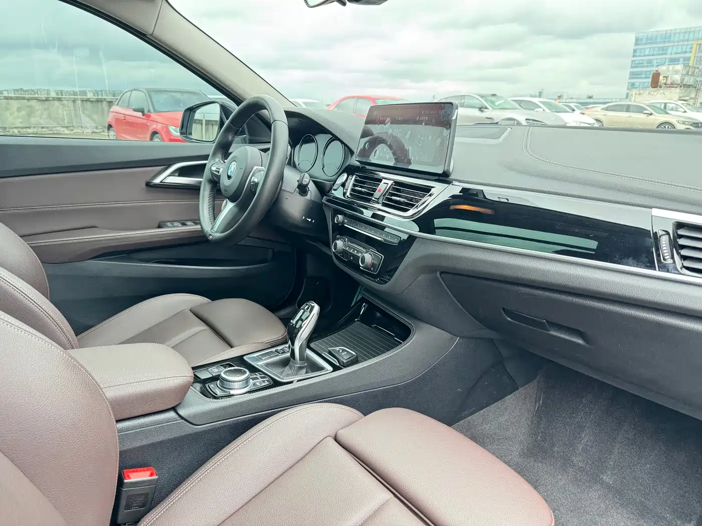 BMW 1 Series 2021 Facelift 120i M Sport Shadow Edition фото 16