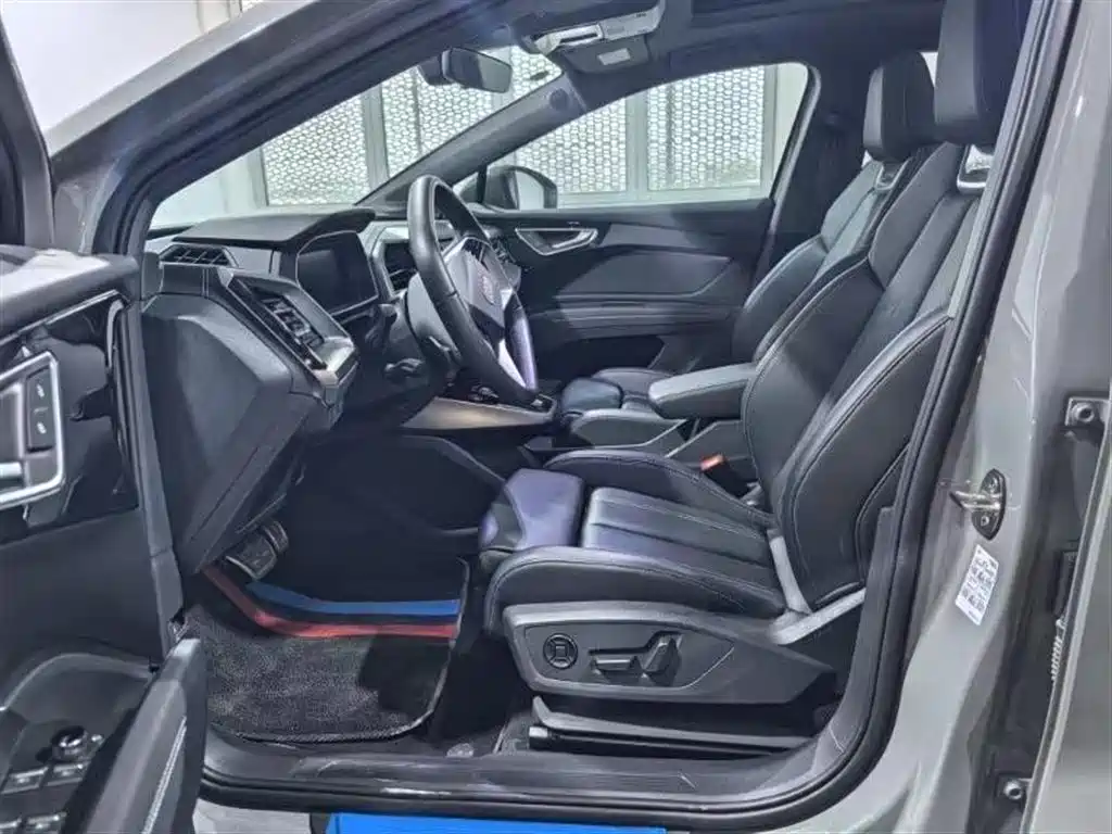 Audi Q4 e-tron 2024 40 e-tron Pioneer Edition фото 7