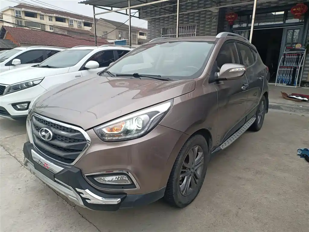 Hyundai Beijing Hyundai ix35 2015 2.0L Automatic 2WD Smart Type China IV фото 2