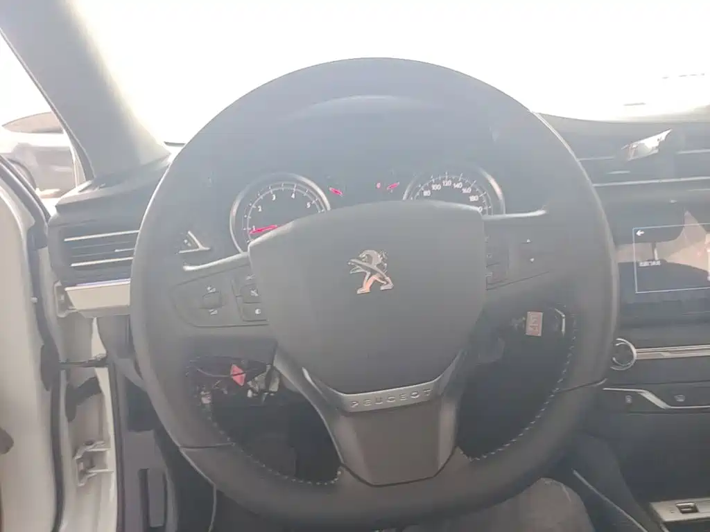 Peugeot 408 2020 2019 360THP Auto Luxury Edition China VI