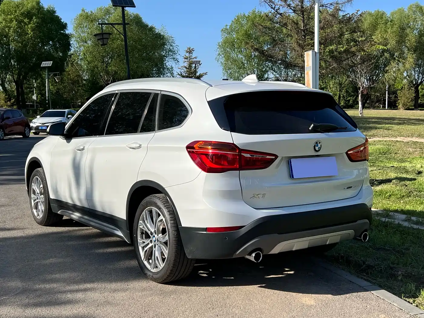 BMW X1 2019 sDrive20Li Leading Model фото 4