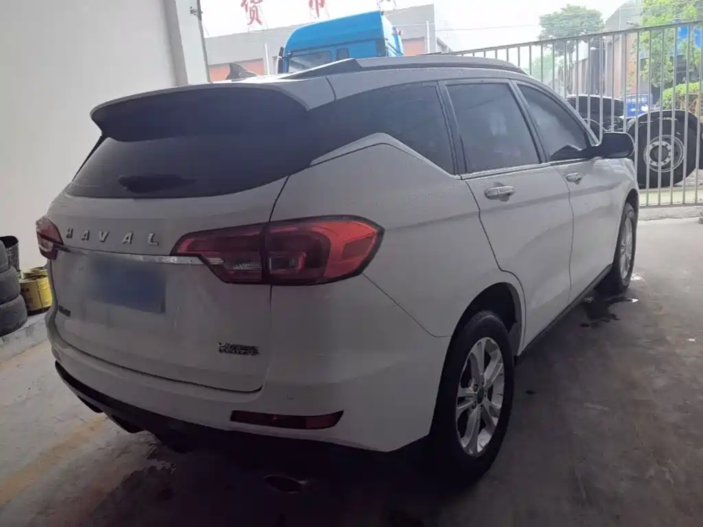 Haval M6 2018 2017 1.5T Automatic 2WD Urban
