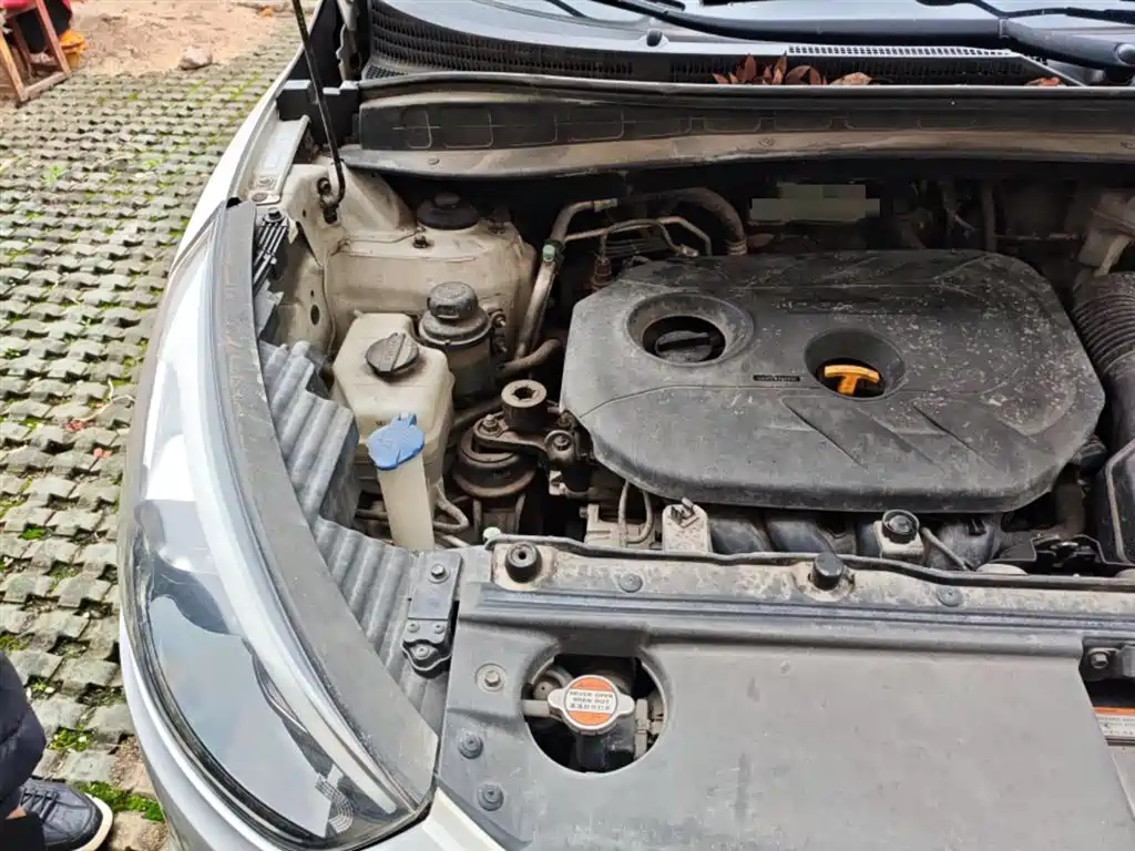 Hyundai Beijing Hyundai ix35 2015 2.0L Automatic 2WD Smart Type China IV фото 20