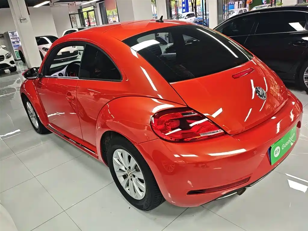 Volkswagen Beetle 2017 180TSI Enjoy фото 5