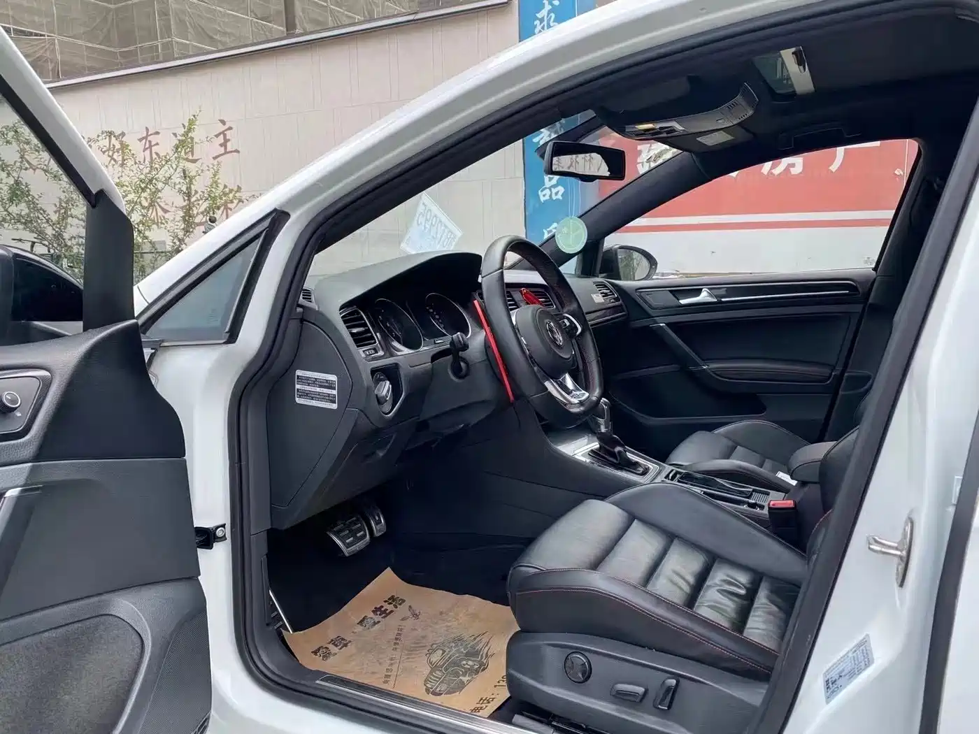 Volkswagen Golf GTI 2016 2.0TSI GTI фото 3