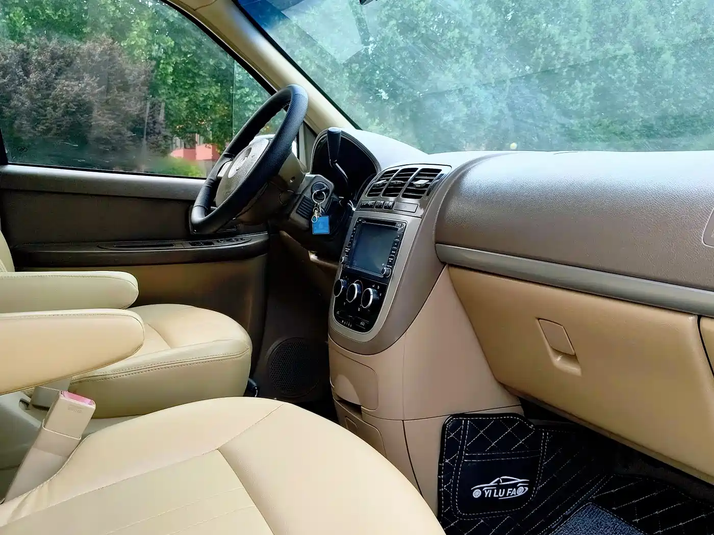 Buick GL8 2014 2.4L Comfort Edition фото 23