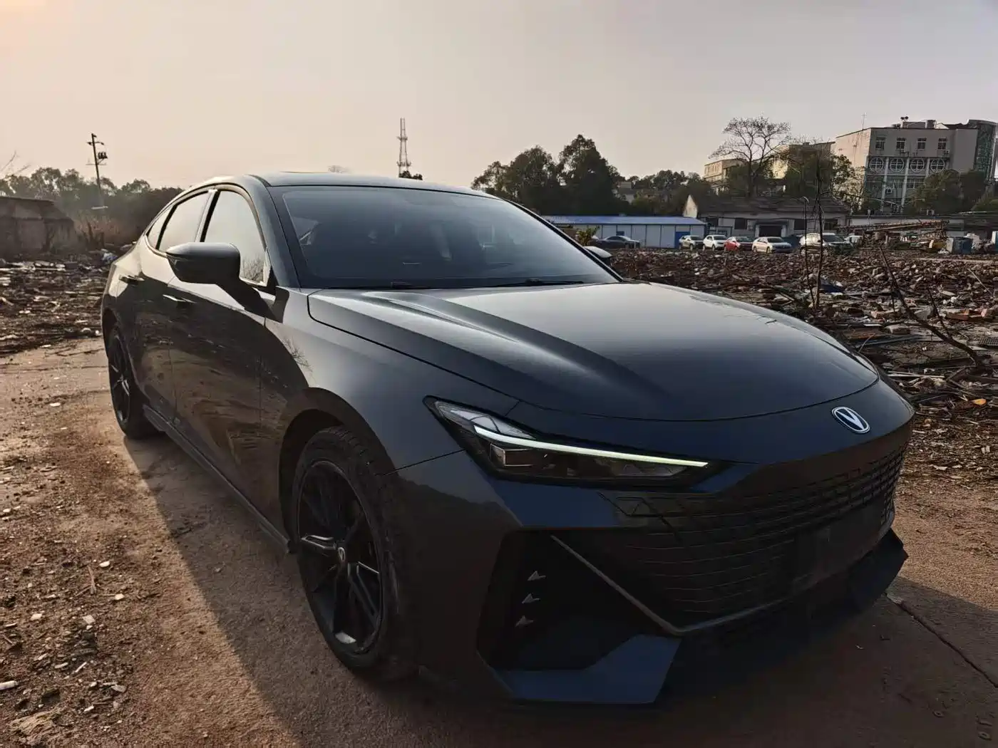 CHANGAN UNI-V