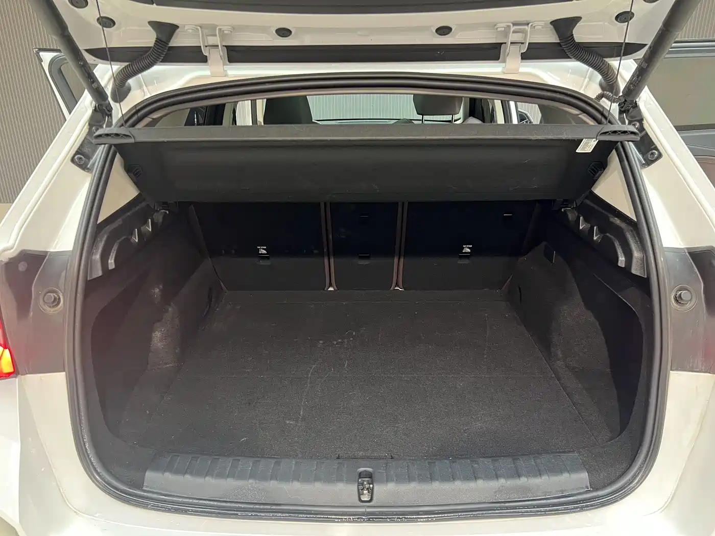 BMW iX1 2023 eDrive25L M Sport Package фото 16