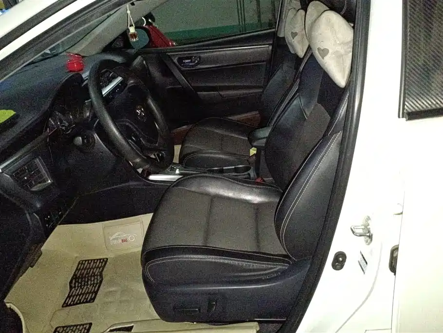Toyota Levin 2014 1.6G-L CVT Premium Edition фото 9
