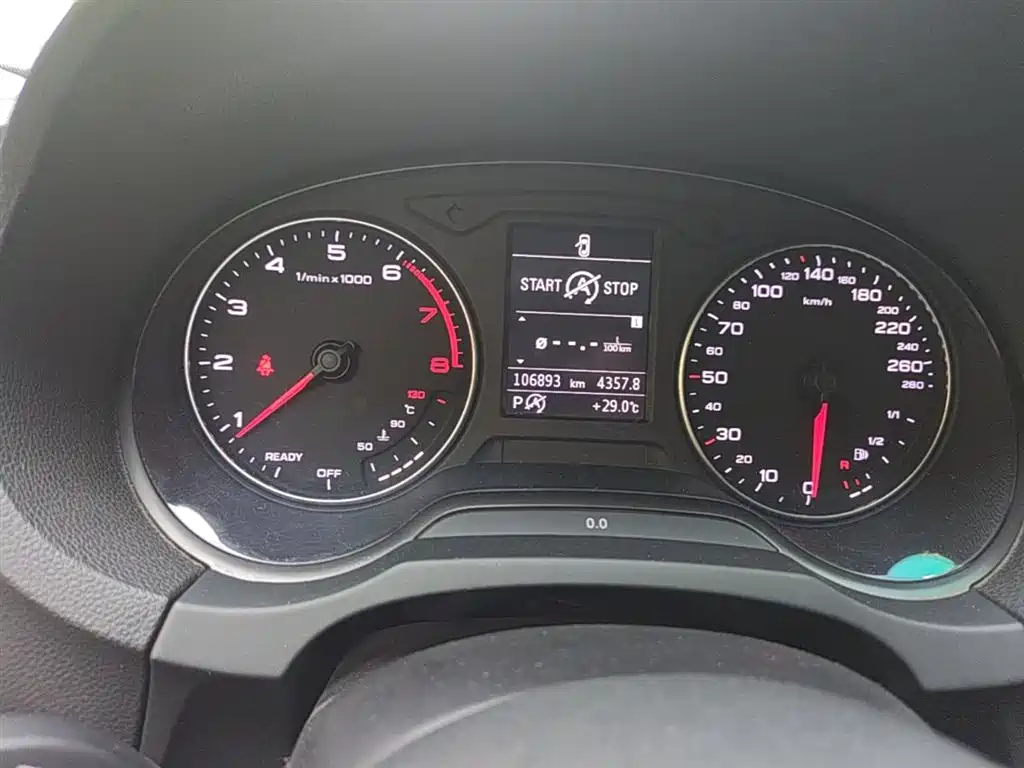 Audi A3 2016 Sportback 35 TFSI Leadership фото 5