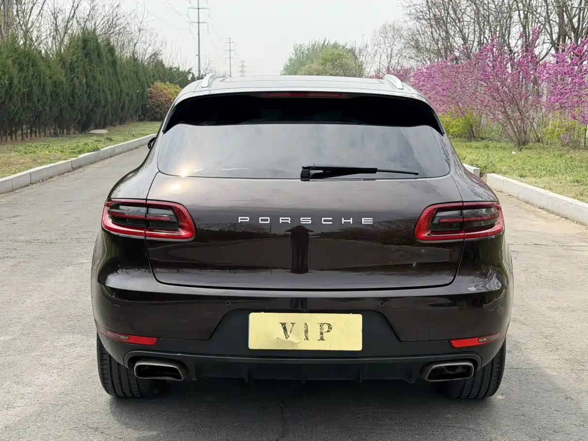 Porsche Macan 2016 Macan 2.0T фото 2