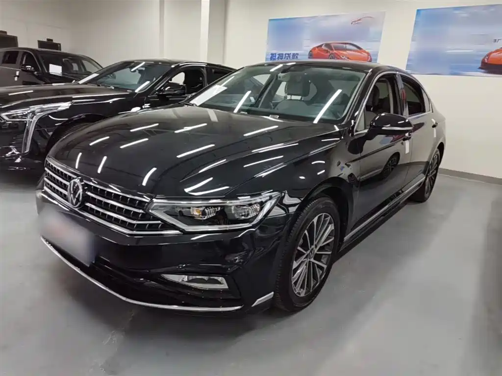 Volkswagen Magotan 2023 2 Million Units Anniversary Edition 330TSI DSG Leading Type фото 2