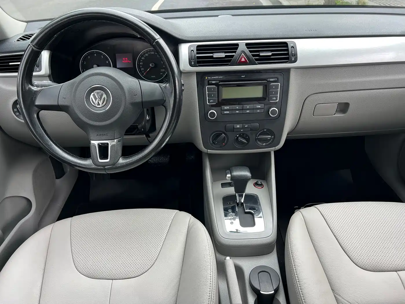 Volkswagen Bora 2012 2012 1.6L Automatic Fashion Model