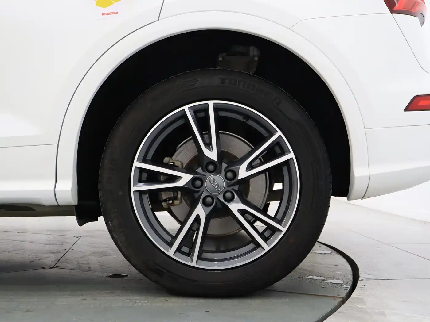 Audi Q5L 2020 40 TFSI Prestige Fashion фото 11