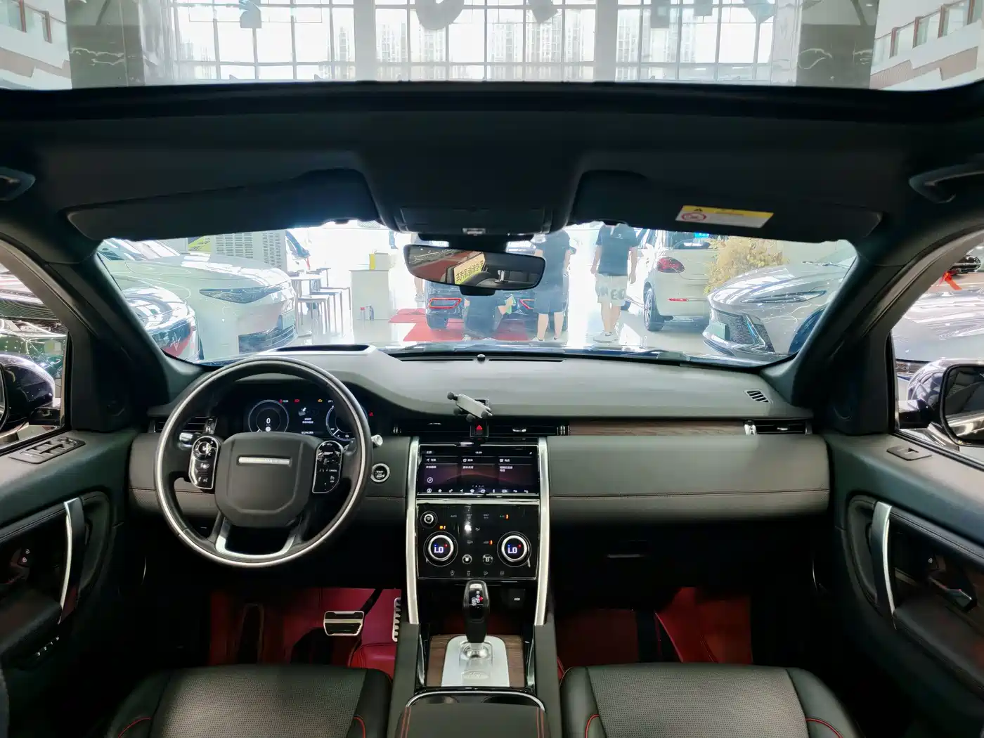 LAND ROVER DISCOVER NEW ENERGY SOURCES FOR SPORTS