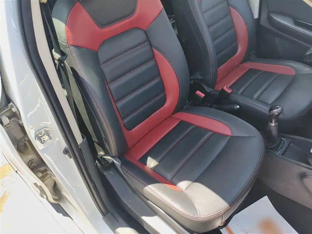 Haval H1 2015 1.5L Manual Urban фото 25