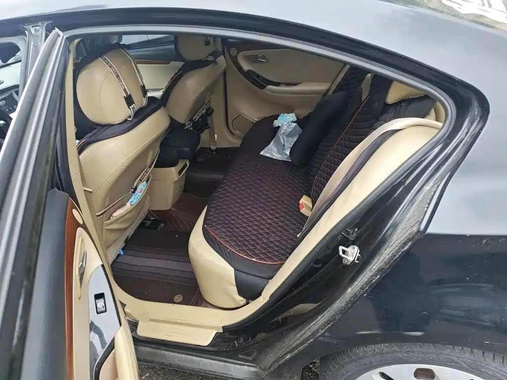 Haima M8 2018 2015 1.8T Automatic Comfort