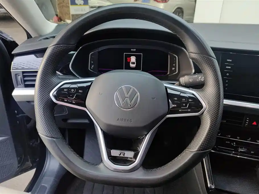 Volkswagen Passat 2023 Facelift 330TSI Starlight Elite Edition фото 15