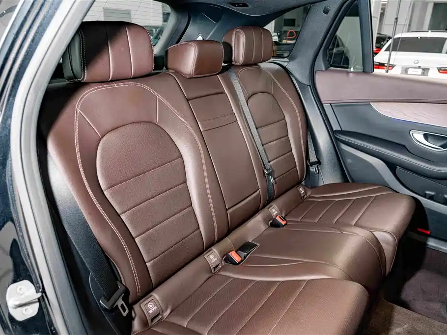 Mercedes-Benz GLC 2022 Model GLC 260 L 4MATIC Luxury Edition фото 22