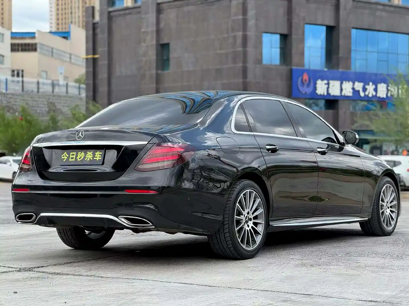 Mercedes-Benz E-Class 2018 E 300 L Sport Fashion фото 7