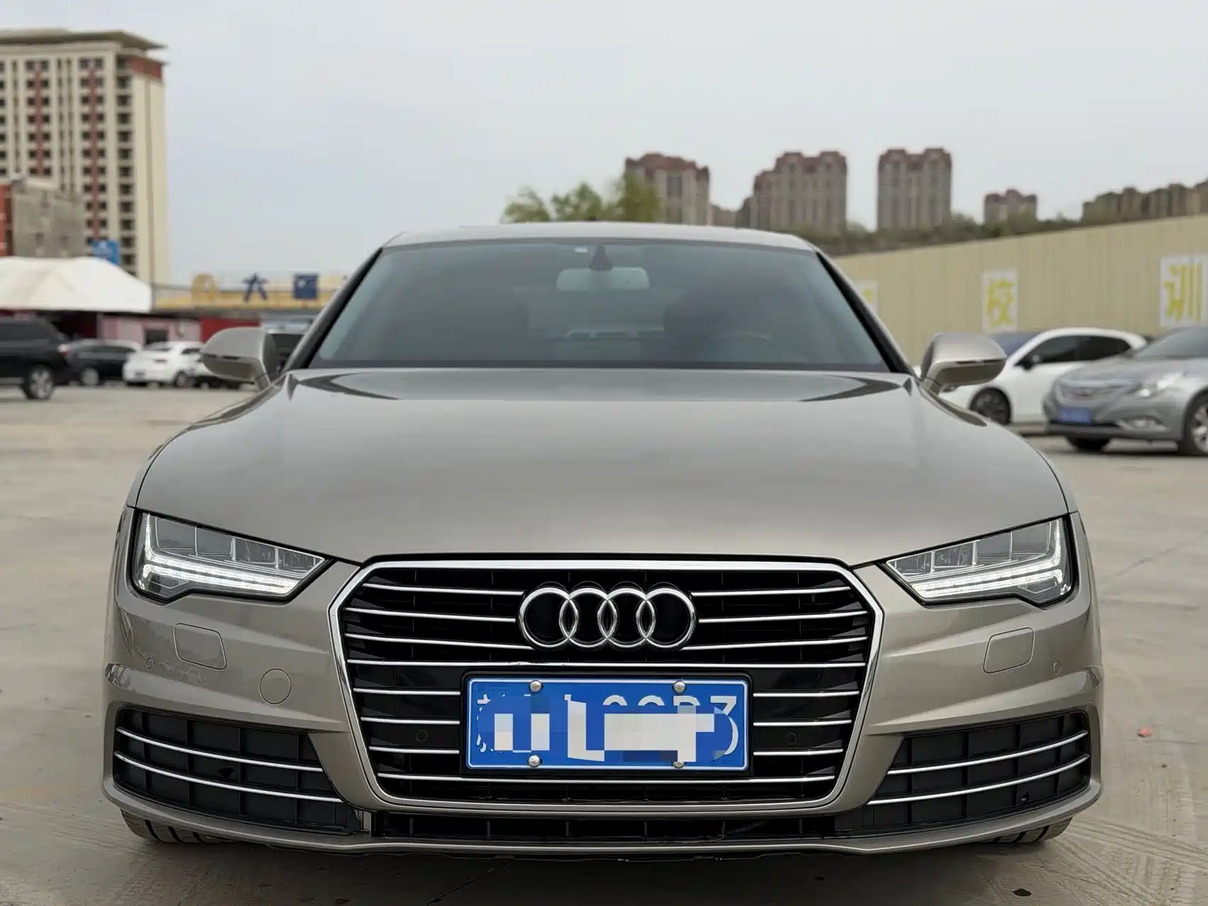 Photo 2 - Audi A7