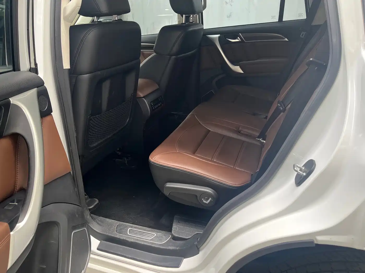 Haval H9 2017 2.0T Petrol 4WD Luxury 7-seater фото 8