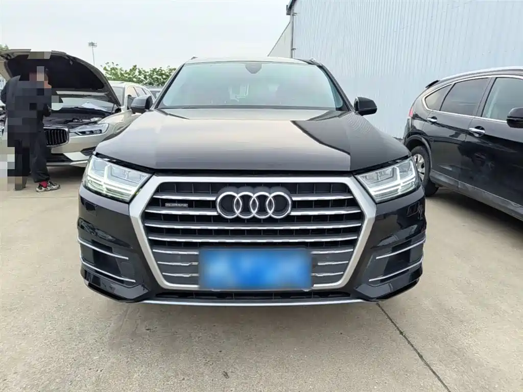 Audi Q7 2019 45 TFSI Comfort фото 3