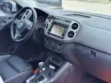 Photo 5 - Volkswagen Tiguan