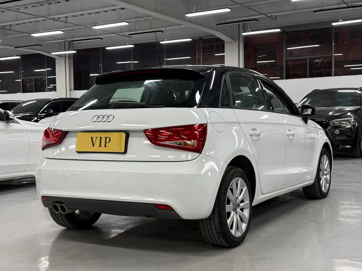 Audi A1 2014 30 TFSI Sportback Comfort фото 4