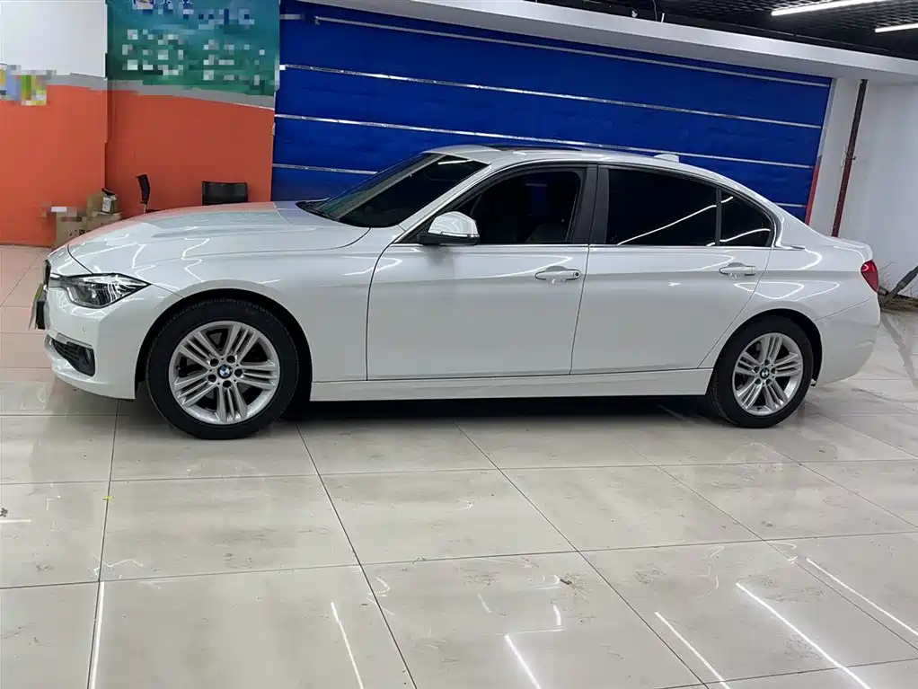 BMW 3 Series 2017 320Li Fashion фото 25