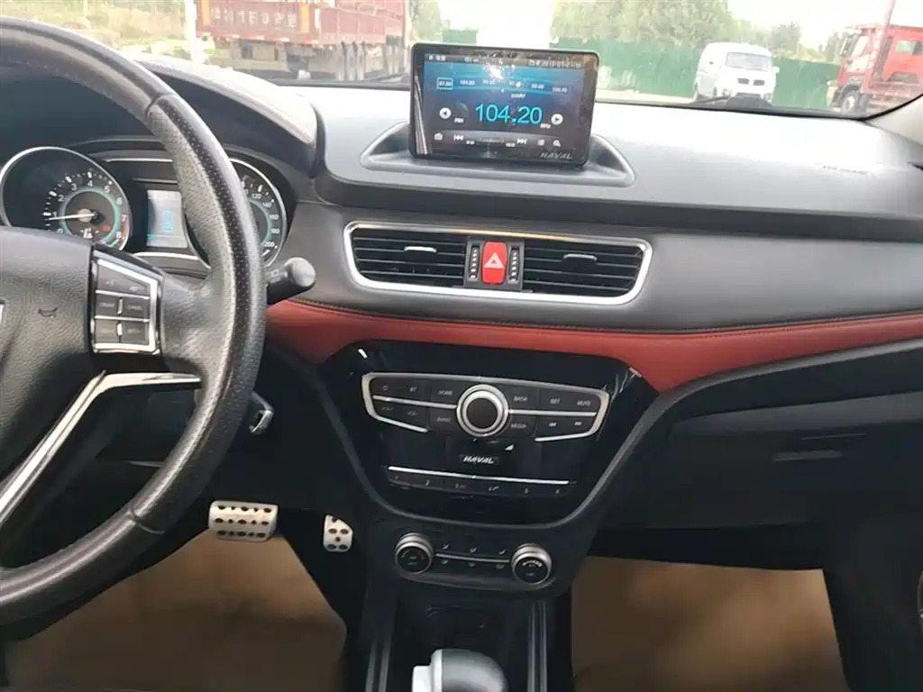 Haval H1 2017 Blue Label 1.5L AMT Luxury фото 13