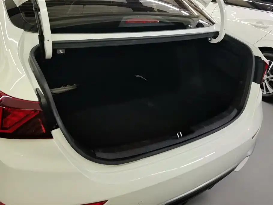 Kia K3 2019 1.5L CVT Smart Connect Edition фото 4