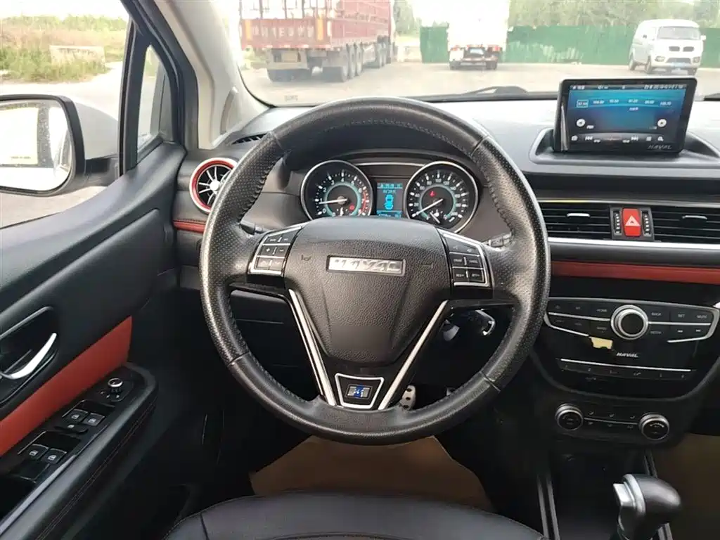 Haval H1 2017 Blue Label 1.5L AMT Luxury фото 11