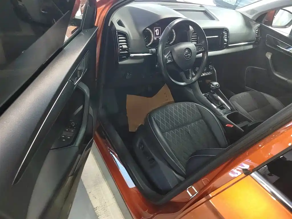 Škoda Karoq 2018 TSI280 Flagship Edition China V фото 16
