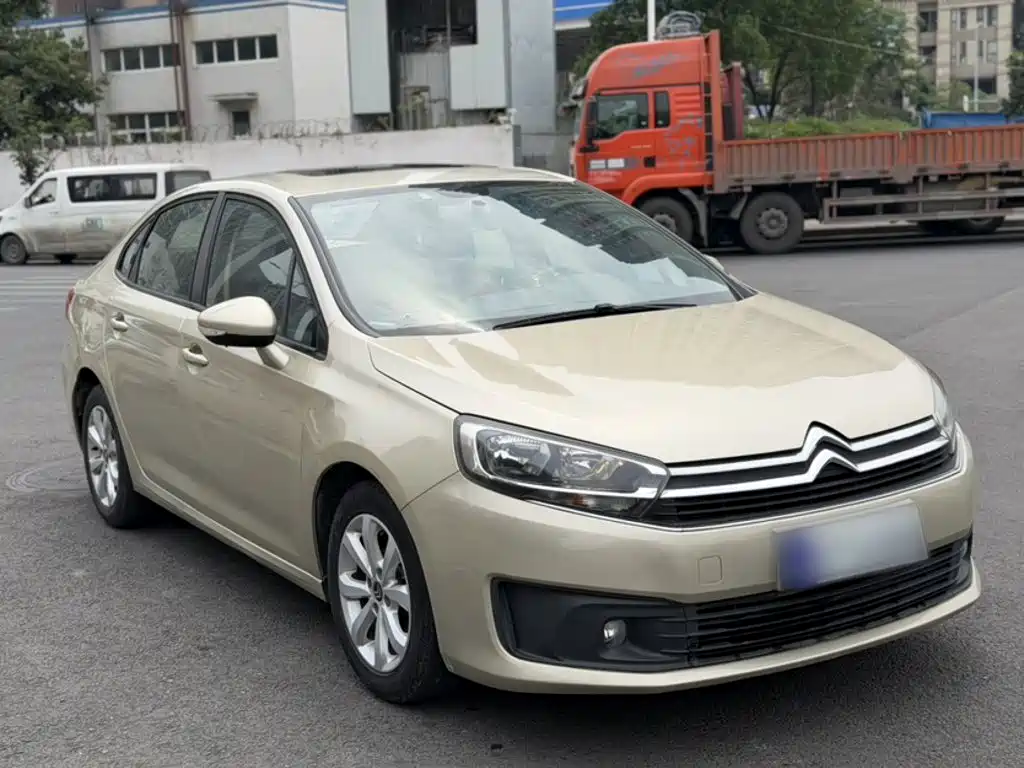 Citroën C4 C-Quatre 2017 2016 1.6L Manual Comfort