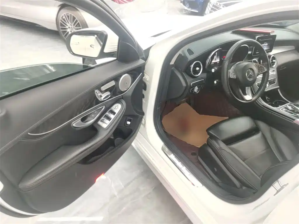 Mercedes-Benz C-Class 2018 C 200 L Sport Edition фото 16