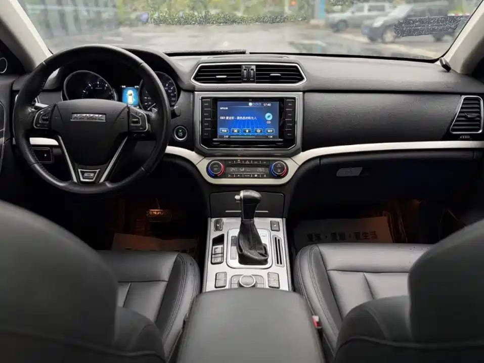 Фото 4 - Haval H6 Coupe